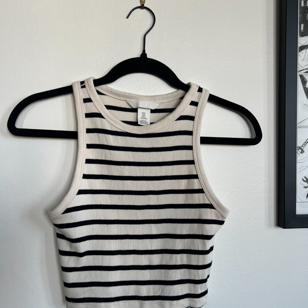 "H&M" cropped vest top - Size S